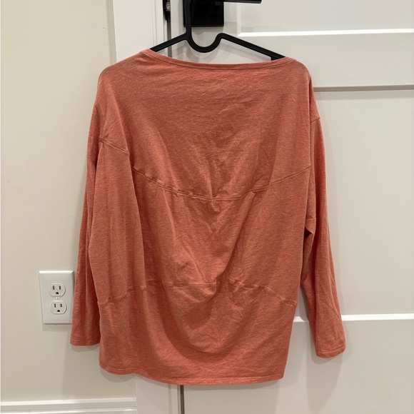 Lululemon Athletica Back In Action Long Sleeve - Picture 3 of 6